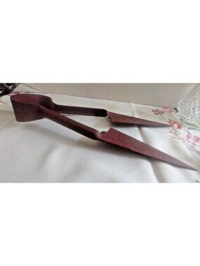 Vintage Sheep shears 13 1/2" Red Painted Meta with makers mark 1940-1950